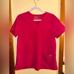 Figs Ultra Rose scrub top